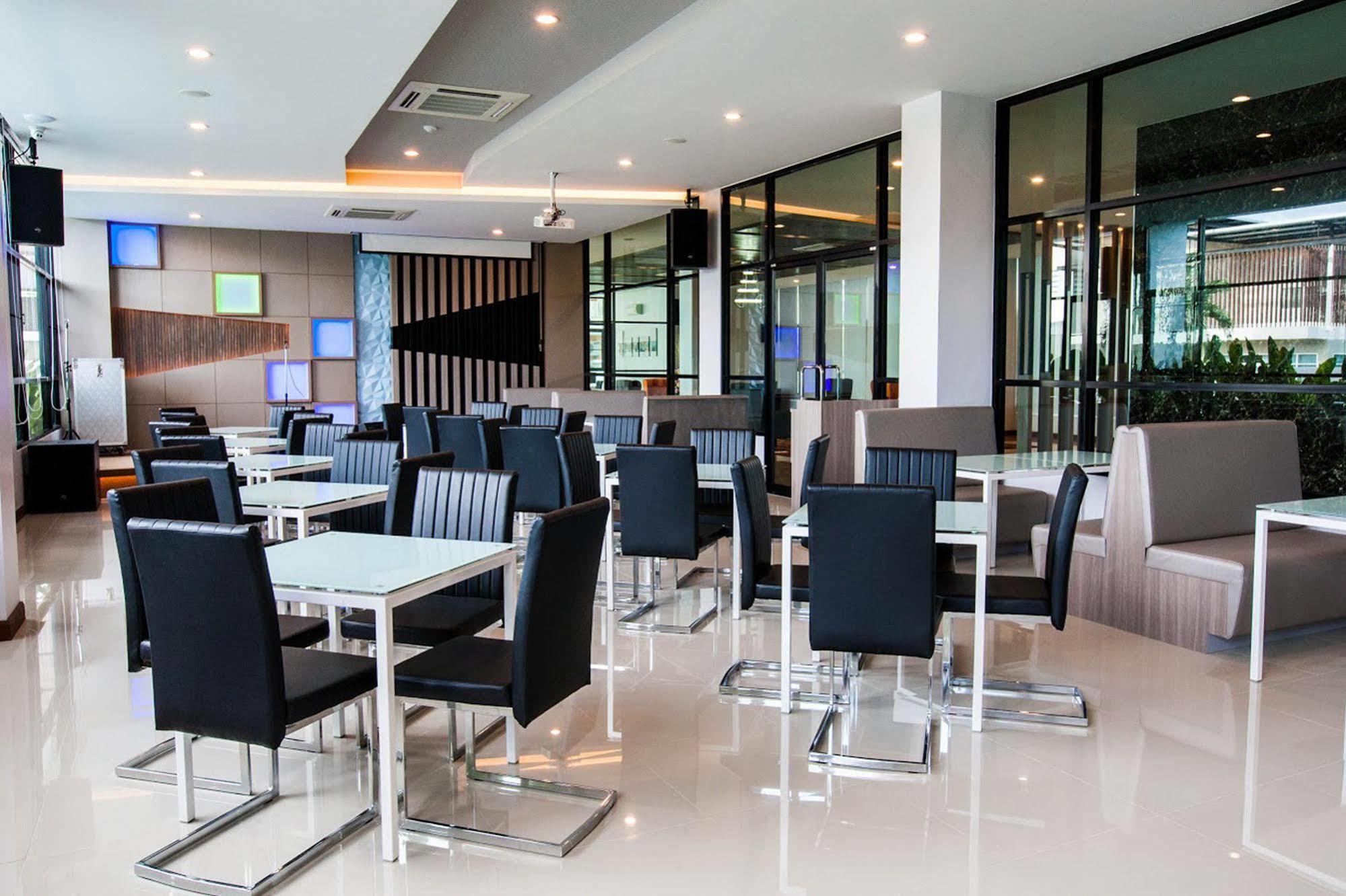 Ac Sportcenter Hotel Hat Yai Eksteriør billede